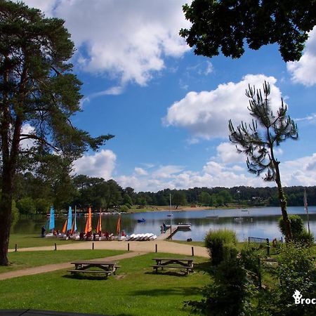 Maison Familiale Au Coeur Du Pays De Broceliande Montfort-sur-Meu Exterior photo